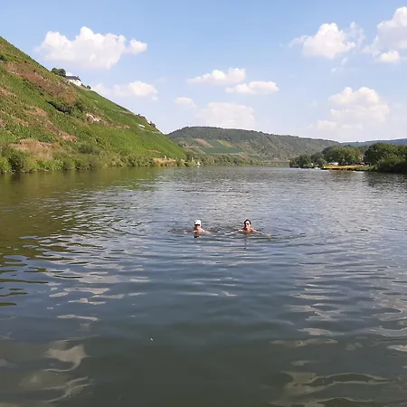 Residenz Moselstausee * سانكت ديجيوند