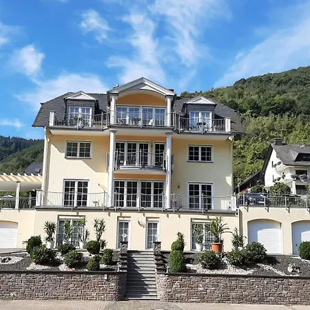 Apartment Residenz Moselstausee Sankt Aldegund