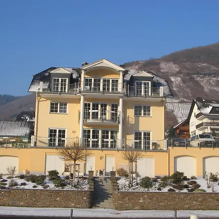 Residenz Moselstausee ザンクト・アルデグント